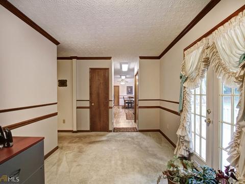 189 Hayes Cir, Rex, GA 30273 photo 13