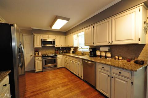 124 Ashling Dr, Lagrange, GA 30240 photo 9