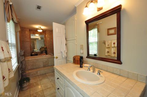 124 Ashling Dr, Lagrange, GA 30240 photo 17