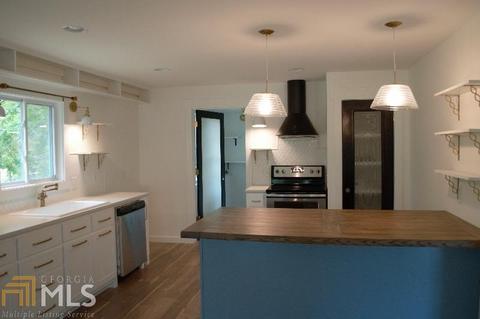 589 Ridgeway Rd, Commerce, GA 30529 photo 8