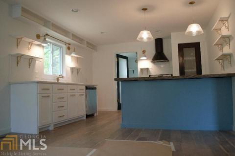 589 Ridgeway Rd, Commerce, GA 30529 photo 4