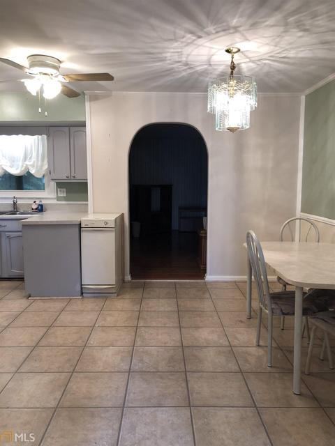 6377 Lanier Rd, Morrow, GA 30260 photo 9