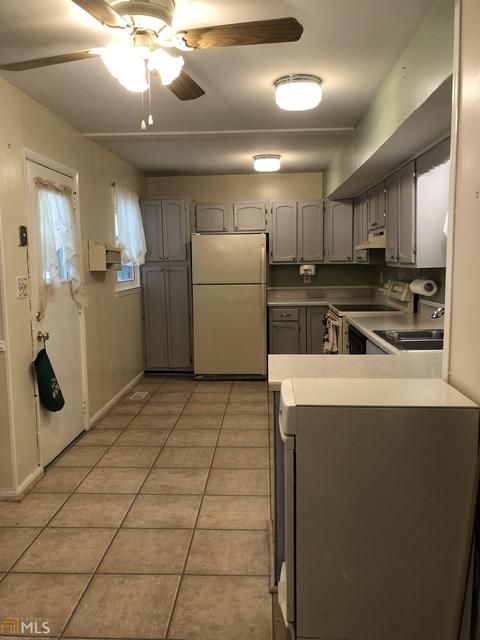 6377 Lanier Rd, Morrow, GA 30260 photo 11