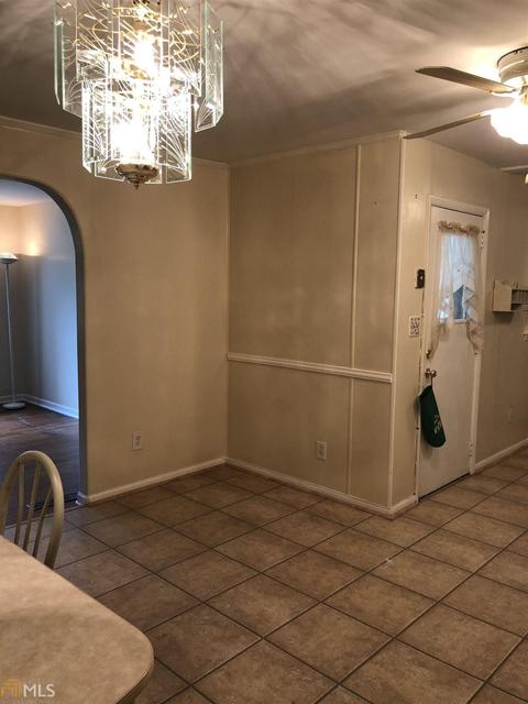 6377 Lanier Rd, Morrow, GA 30260 photo 12