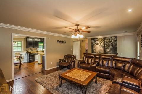 215 Roberts Rd, Covington, GA 30016 photo 4
