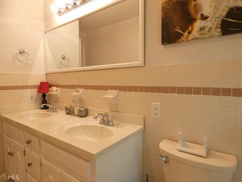 739 Lovers Ln, Toccoa, GA 30577 photo 19