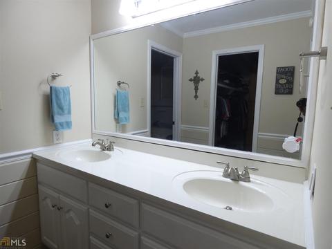 739 Lovers Ln, Toccoa, GA 30577 photo 14