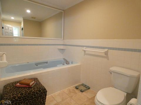 739 Lovers Ln, Toccoa, GA 30577 photo 15