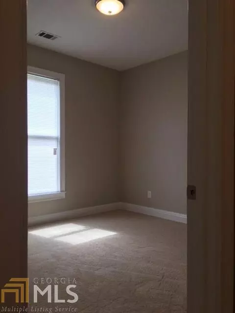 260 Radcliff Trce, Covington, GA 30016 photo 8