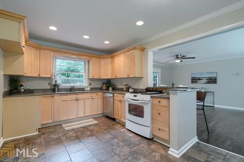 3795 Longview Dr, Chamblee, GA 30341 photo 11