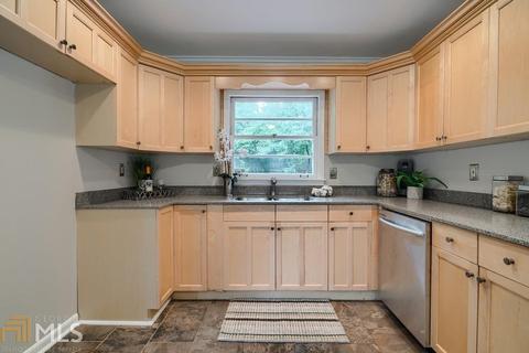 3795 Longview Dr, Chamblee, GA 30341 photo 5
