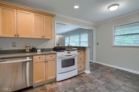 3795 Longview Dr, Chamblee, GA 30341 photo 15