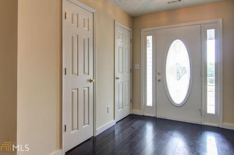 370 Fieldstone Ln, Covington, GA 30016 photo 4