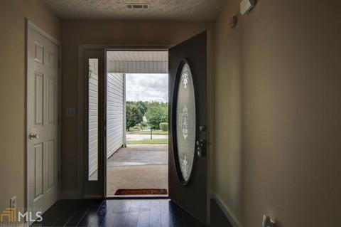 370 Fieldstone Ln, Covington, GA 30016 photo 3