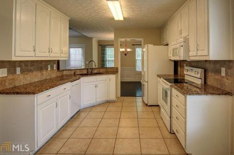 370 Fieldstone Ln, Covington, GA 30016 photo 17