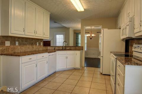 370 Fieldstone Ln, Covington, GA 30016 photo 14