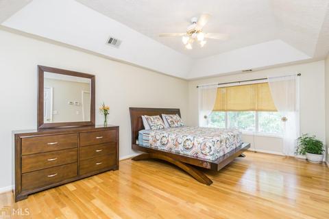 2205 Saint Thomas Way, Suwanee, GA 30024 photo 17
