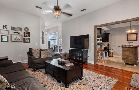 98 Lansing Dr, Ellabell, GA 31308 photo 3