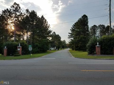 101 N Hampton Pl, Perry, GA 31069 photo 1