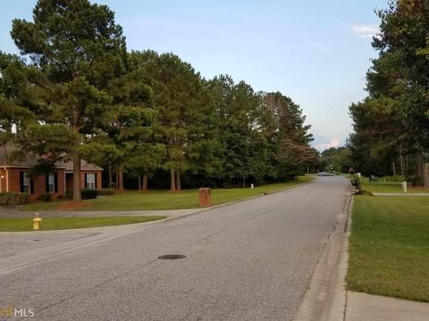 101 N Hampton Pl, Perry, GA 31069 photo 2