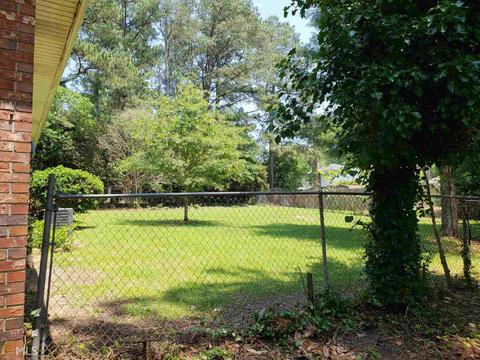 180 Settle St, Winder, GA 30680 photo 3