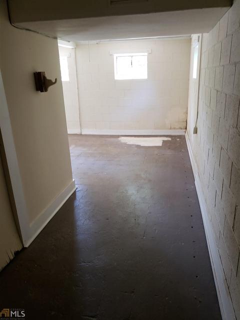 180 Settle St, Winder, GA 30680 photo 15