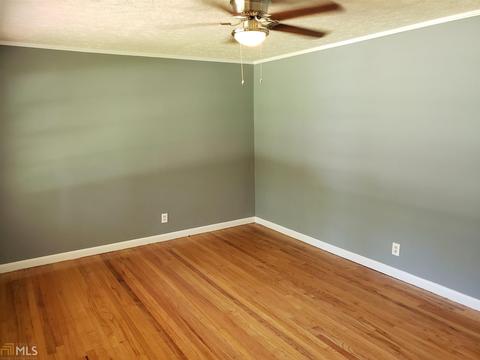 180 Settle St, Winder, GA 30680 photo 6
