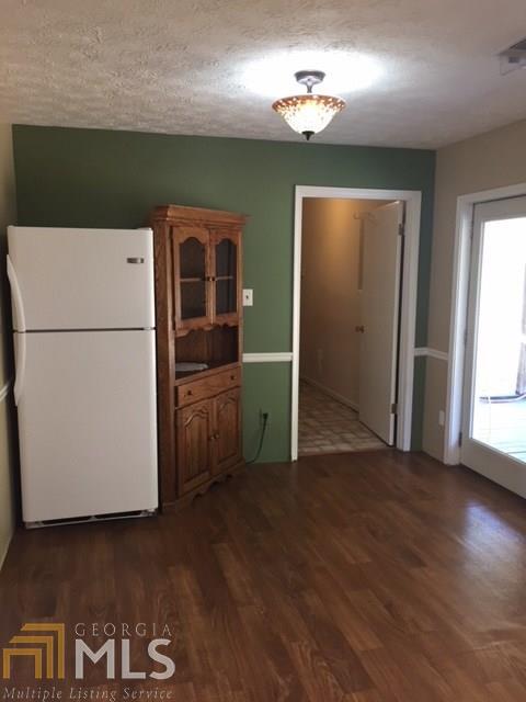 405 E Wright St, Winder, GA 30680 photo 12