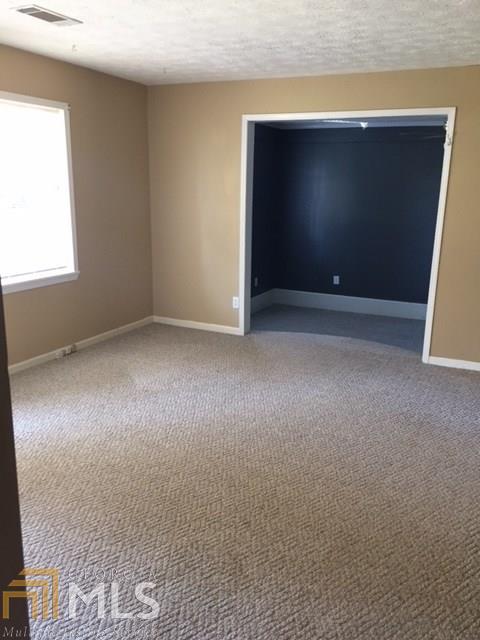 405 E Wright St, Winder, GA 30680 photo 7