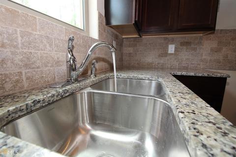 320 Silver Willow Walk, Covington, GA 30016 photo 4