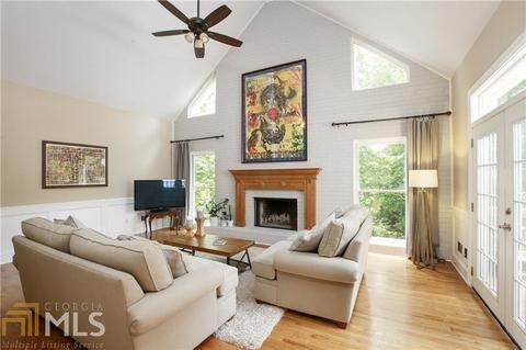 495 Saddlebrook Dr, Roswell, GA 30075 photo 12