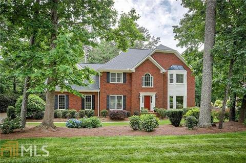 495 Saddlebrook Dr, Roswell, GA 30075 photo 1