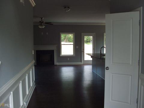 1237 Windstone Dr, Winder, GA 30680 photo 3