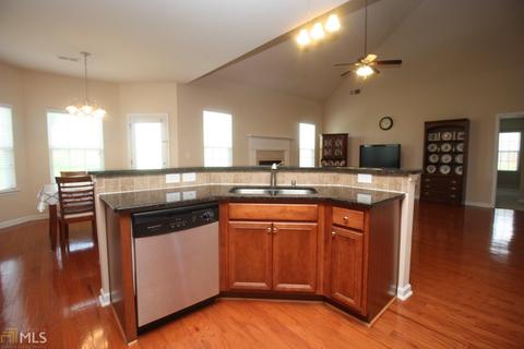 404 N Pointe Dr, Lagrange, GA 30241 photo 19