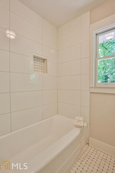 4204 Longview Dr, Chamblee, GA 30341 photo 14