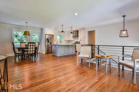 4204 Longview Dr, Chamblee, GA 30341 photo 4