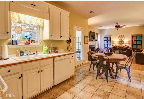 110 Vinnys Ter, Covington, GA 30014 photo 16