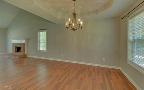 130 Sears Cir, Covington, GA 30016 photo 5