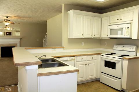 1086 Sutherland Dr, Winder, GA 30680 photo 11