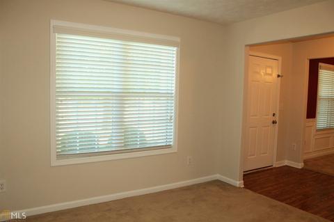 1086 Sutherland Dr, Winder, GA 30680 photo 3