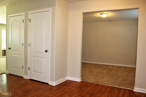 1086 Sutherland Dr, Winder, GA 30680 photo 4