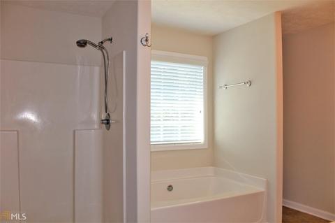 1086 Sutherland Dr, Winder, GA 30680 photo 18