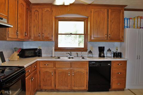 173 Settle St, Winder, GA 30680 photo 7