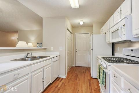 1004 Mark Trl, Mcdonough, GA 30253 photo 9