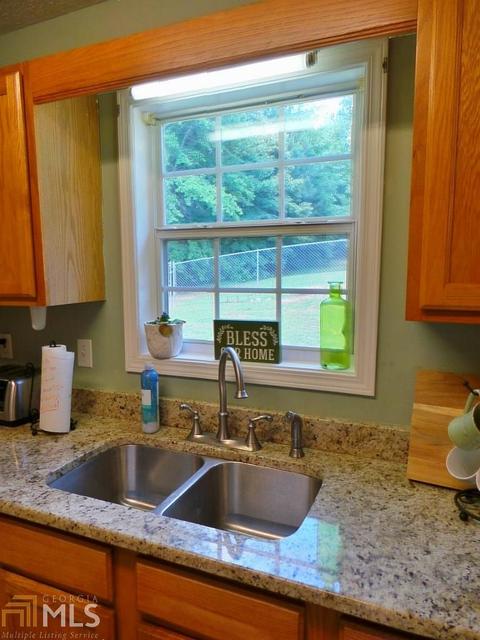 404 Hampton Green Dr, Lagrange, GA 30240 photo 7