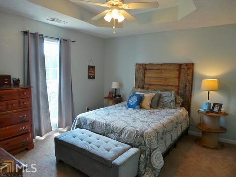 404 Hampton Green Dr, Lagrange, GA 30240 photo 8
