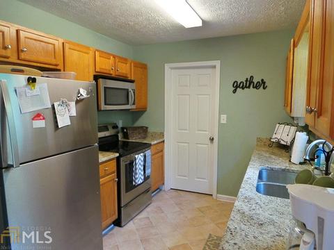 404 Hampton Green Dr, Lagrange, GA 30240 photo 5