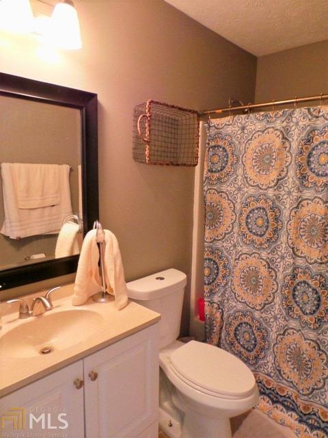 404 Hampton Green Dr, Lagrange, GA 30240 photo 13