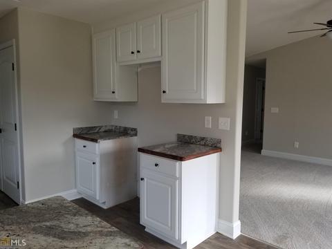 174 S Third St, Colbert, GA 30628 photo 3