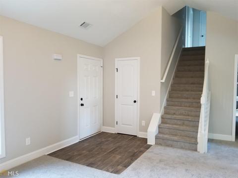311 Brittany Pt, Colbert, GA 30628 photo 3
